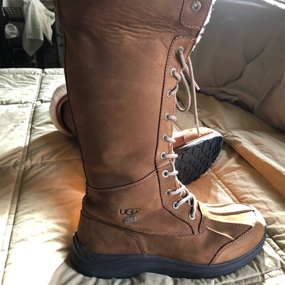 Ugg Adirondack Tall Women’s Boots - Picture 7 of 8